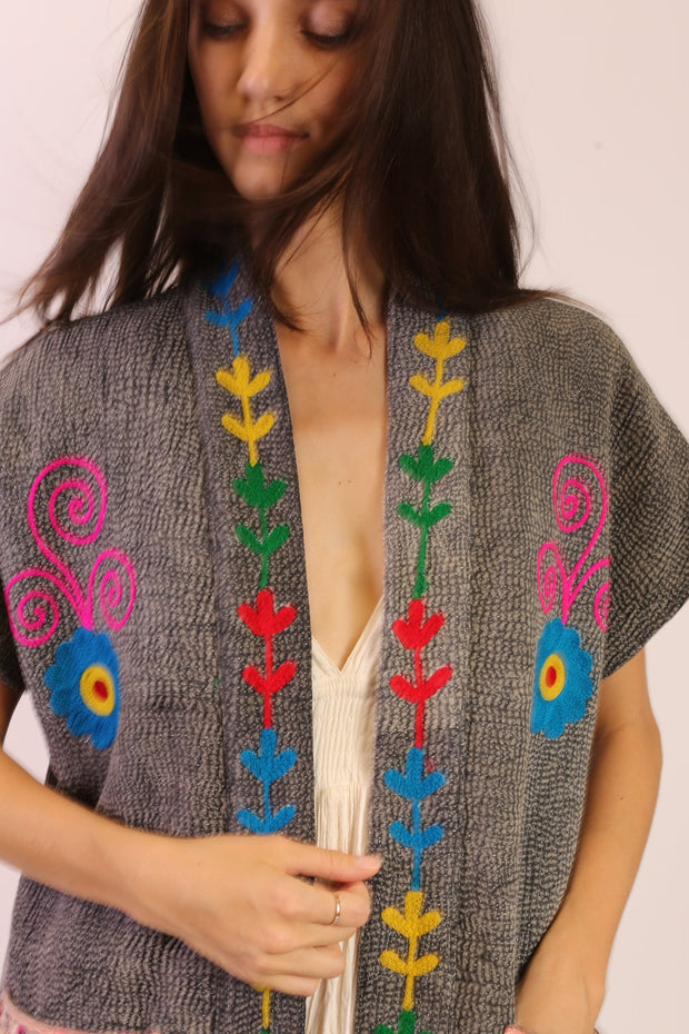 EMBROIDERED KIMONO HARIA - sustainably made MOMO NEW YORK sustainable clothing, slow fashion