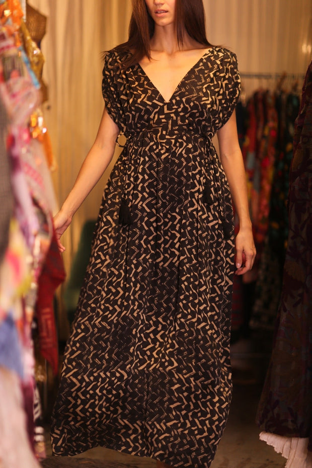 SILK DRESS VICTROIA LAILA - sustainably made MOMO NEW YORK sustainable clothing, dresskaftan slow fashion