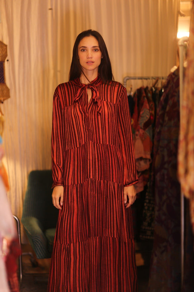 SILK XL BUTTONED DRESS LOA SILAS - sustainably made MOMO NEW YORK sustainable clothing, dresskaftan slow fashion