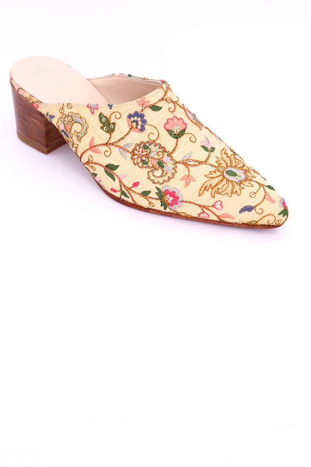 EMBROIDERED HEELED MULES MOMO X ANTHROPOLOGIE - sustainably made MOMO NEW YORK sustainable clothing, mules slow fashion