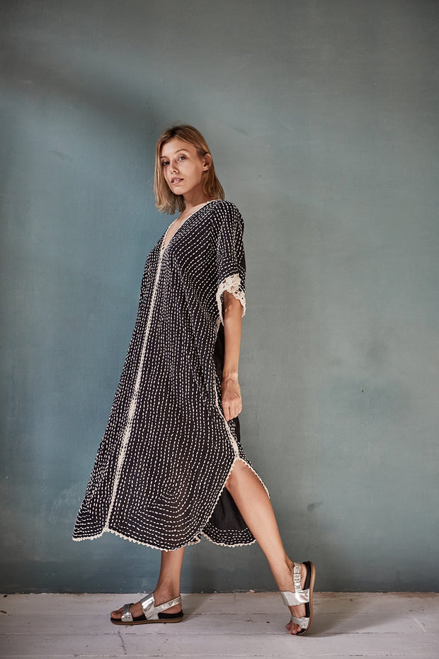 New York City Chic Kaftan Dress Isla - sustainably made MOMO NEW YORK sustainable clothing, Boho Chic slow fashion